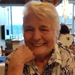 Meet your Posher, Vicky